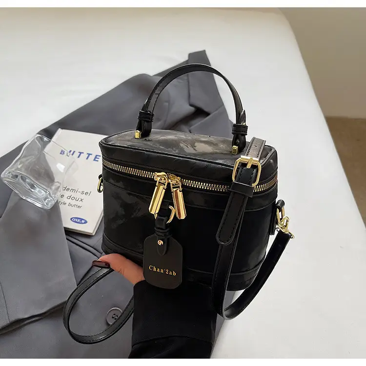 Women's Black Leather Box Bag with Chain Strap & Gold Plated Hardware — feature 43