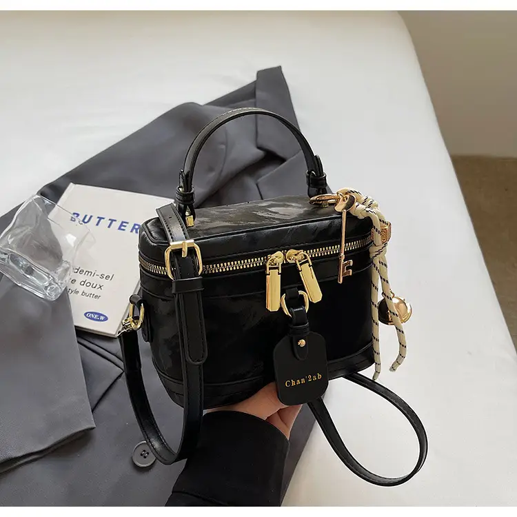 Women's Black Leather Box Bag with Chain Strap & Gold Plated Hardware — feature 44