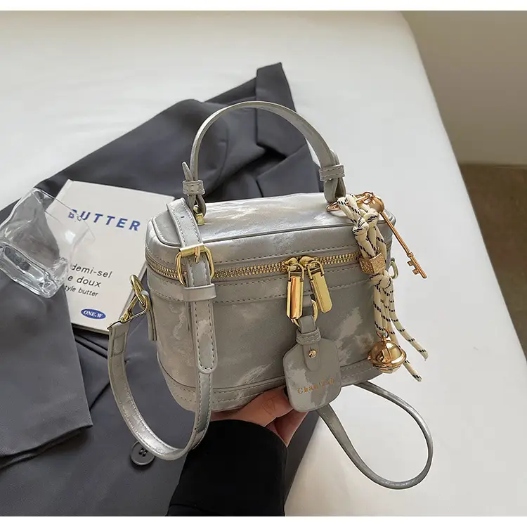 Women's Black Leather Box Bag with Chain Strap & Gold Plated Hardware — feature 48