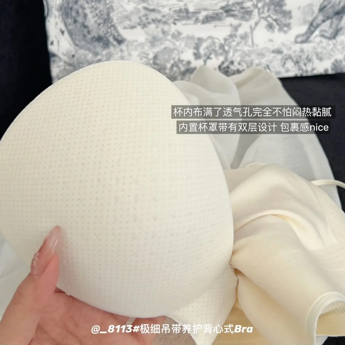 Spring New 8113 Fashion Strapless Traceless Bra - Image 8