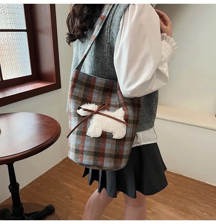 Women's Plaid Crossbody Bag 2025 Woolen Large Capacity — feature 12