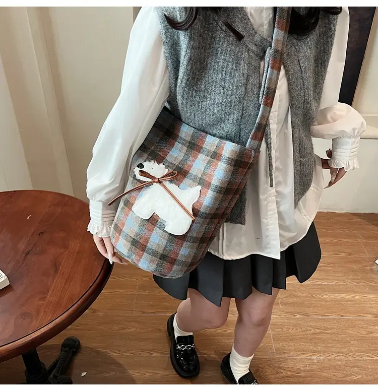 Women's Plaid Crossbody Bag 2025 Woolen Large Capacity — feature 9