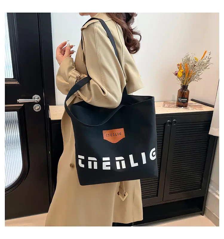 Women Canvas Shoulder Bag Large Capacity Autumn Winter 2025 — feature 28