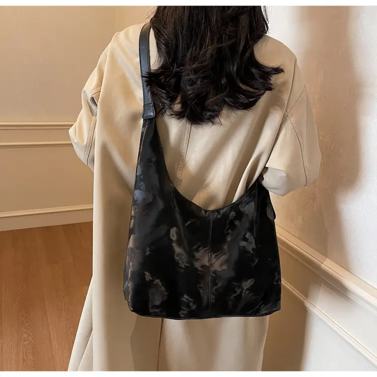 Textured Shoulder Bag Niche Design 2025 Spring — feature 17