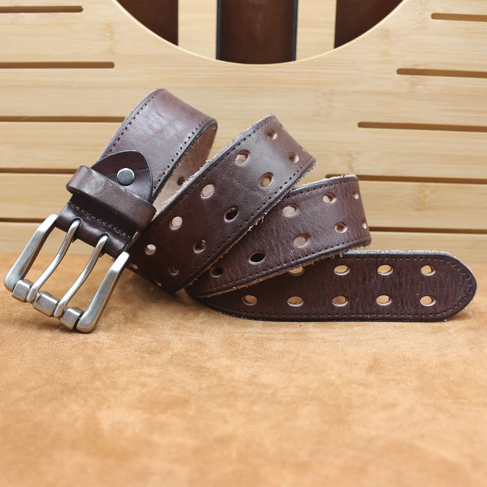 Men's Thick Cowhide Belt with Double Buckle — feature 18