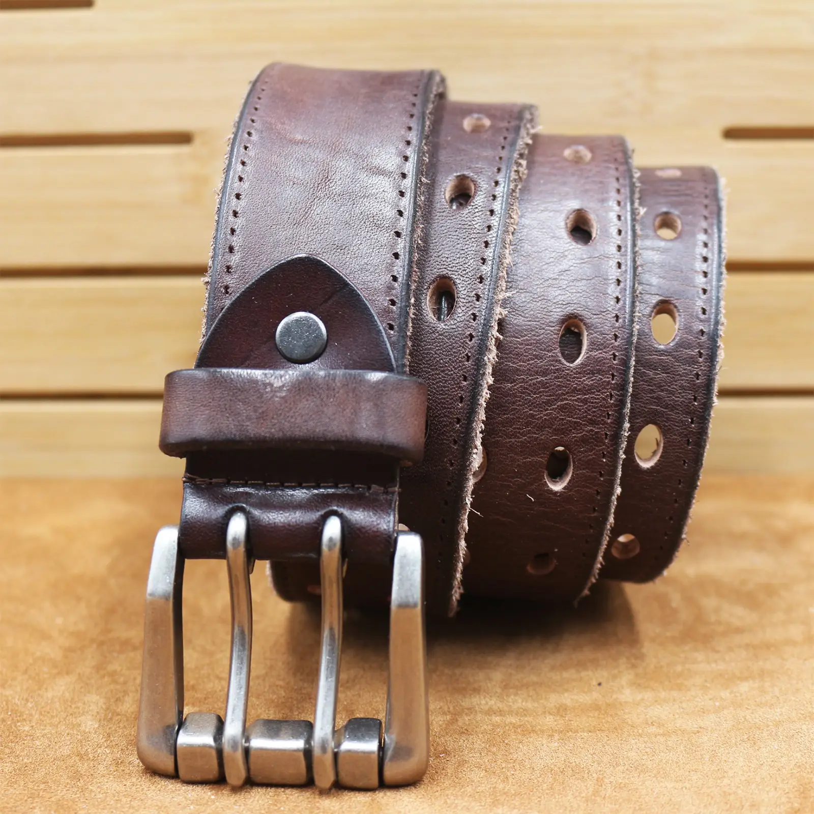 Men's Thick Cowhide Belt with Double Buckle — feature 19