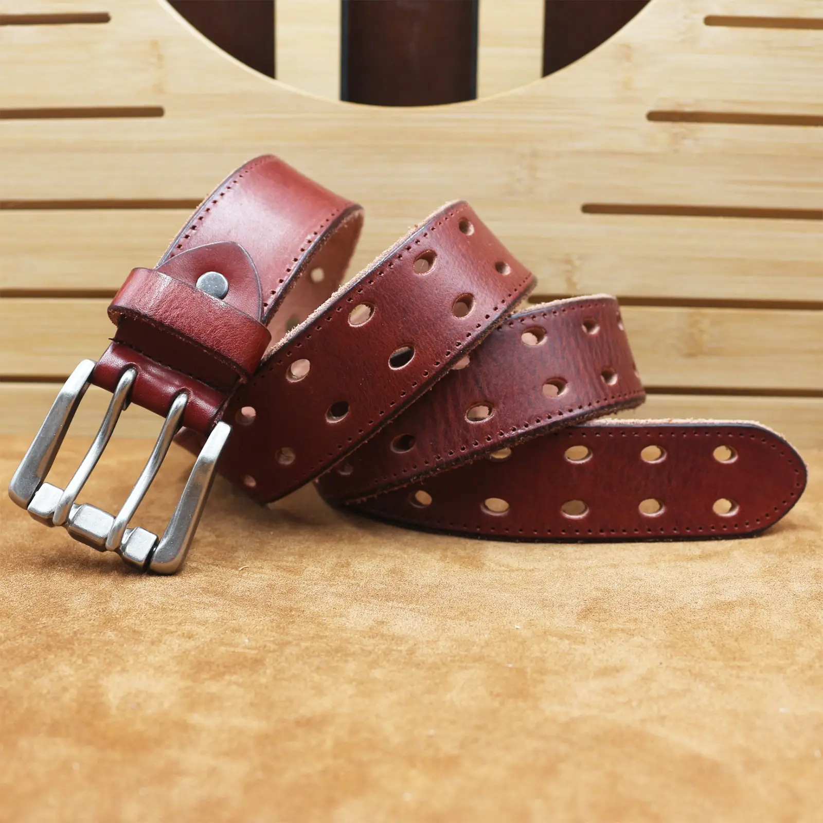 Men's Thick Cowhide Belt with Double Buckle — feature 6