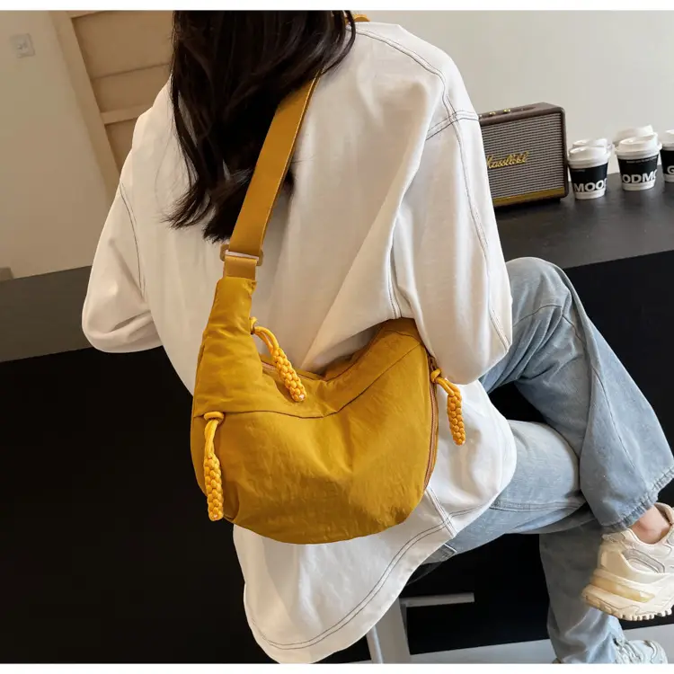 Women's Shoulder Crossbody Bag Tan New Style — feature 20