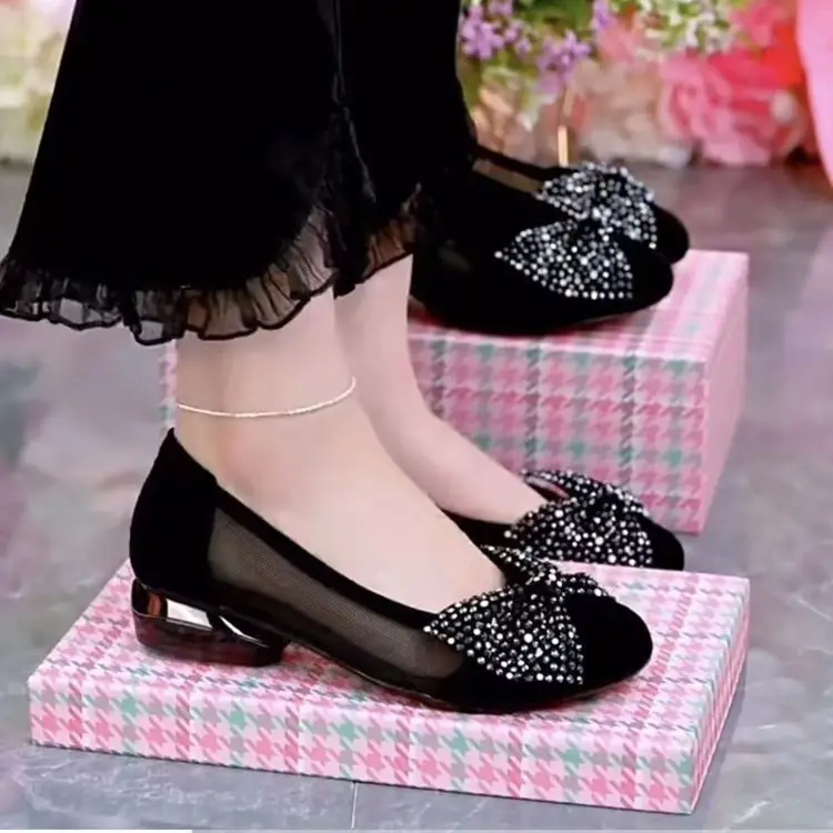 Mesh Shallow Mouth Bow Shoes Women's 2025 Summer New Round Toe Low Heel Soft Bottom Slip-on Women's Bean Shoes - Image 3