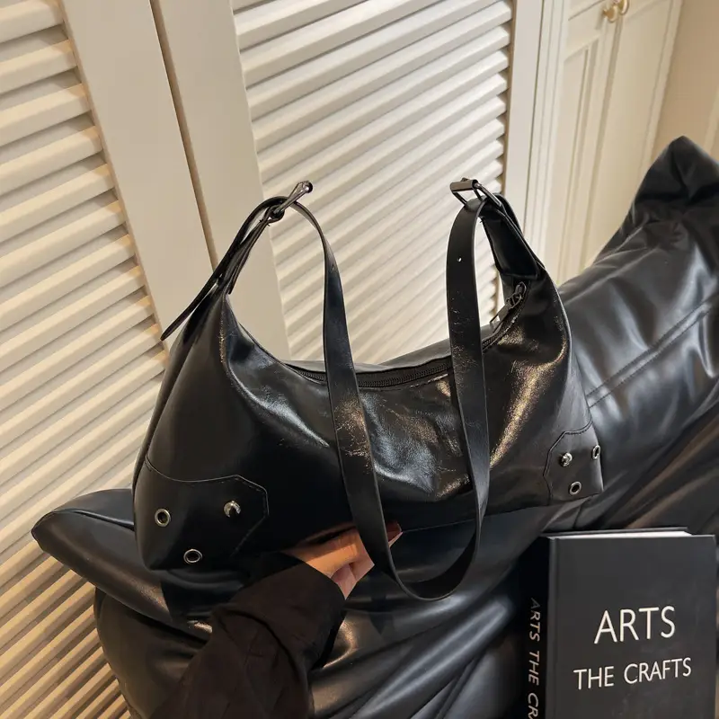 Elegant Black Leather Shoulder Bag for Women — feature 15