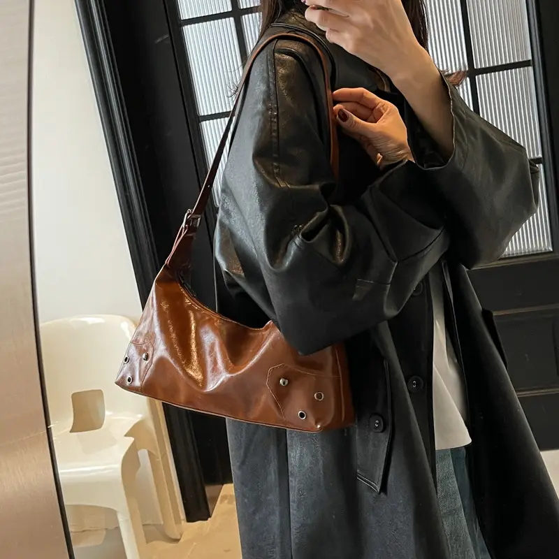 Elegant Black Leather Shoulder Bag for Women — feature 25
