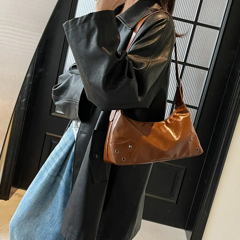Elegant Black Leather Shoulder Bag for Women — feature 26