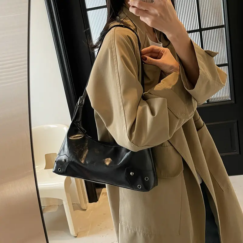 Elegant Black Leather Shoulder Bag for Women — feature 30