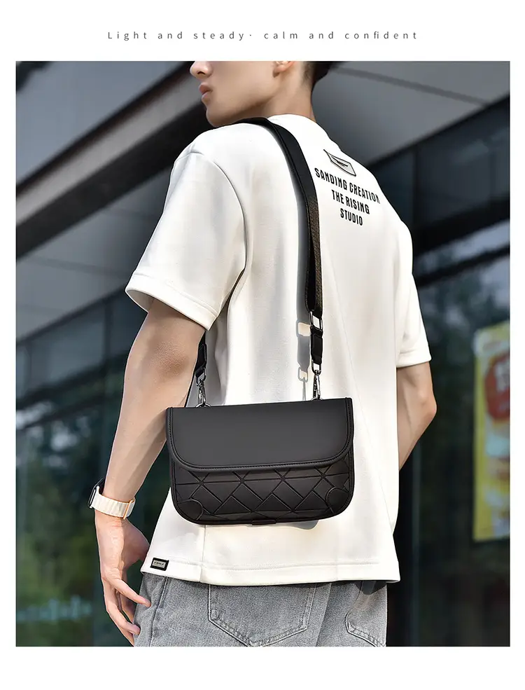 Men's Rhombic Crossbody Bag Black Luxury Shoulder Bag — feature 14