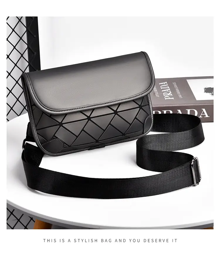 Men's Rhombic Crossbody Bag Black Luxury Shoulder Bag — feature 21