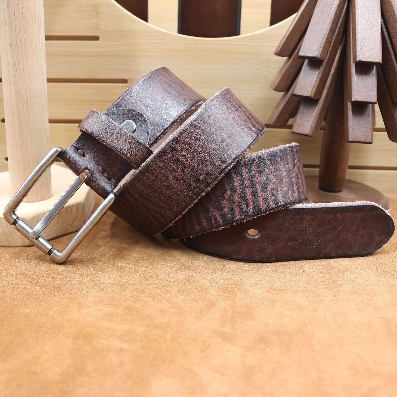 Men's Genuine Leather Belt with Needle Buckle Brown — feature 6