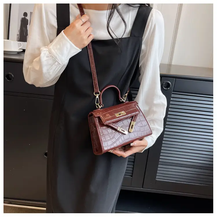 White Square Crossbody Bag for Women 2025 — feature 16