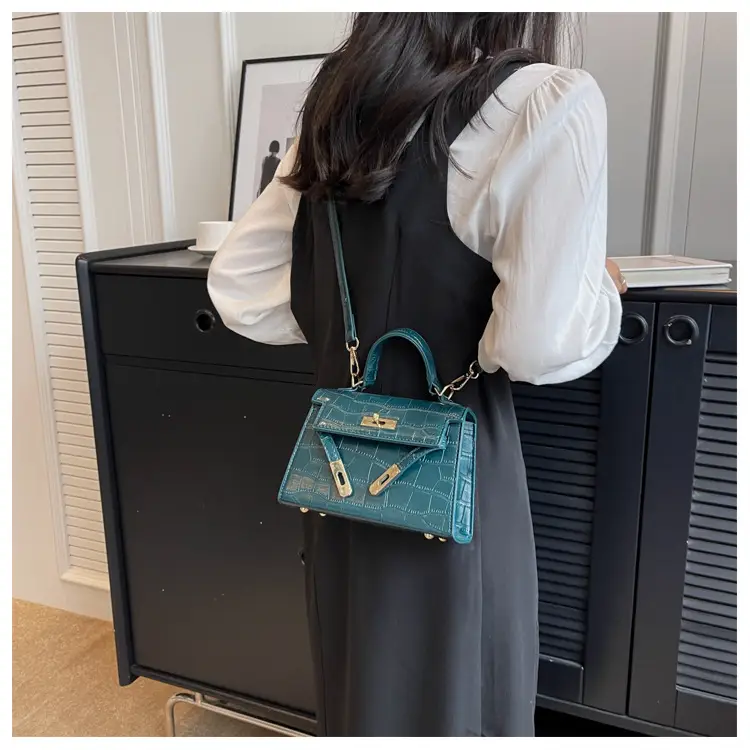White Square Crossbody Bag for Women 2025 — feature 19