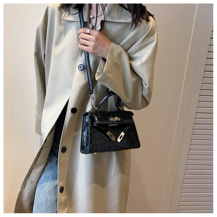 White Square Crossbody Bag for Women 2025 — feature 8