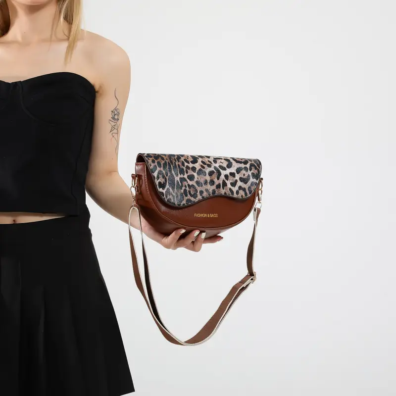 Women Leopard Print Shoulder Bag Brown 2025 — feature 15
