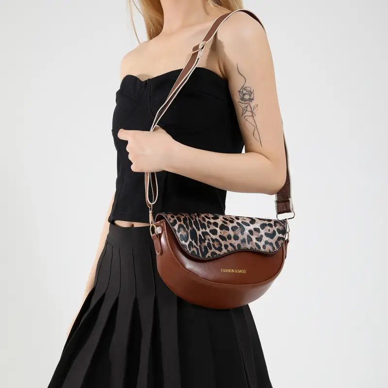 Women Leopard Print Shoulder Bag Brown 2025 — feature 18