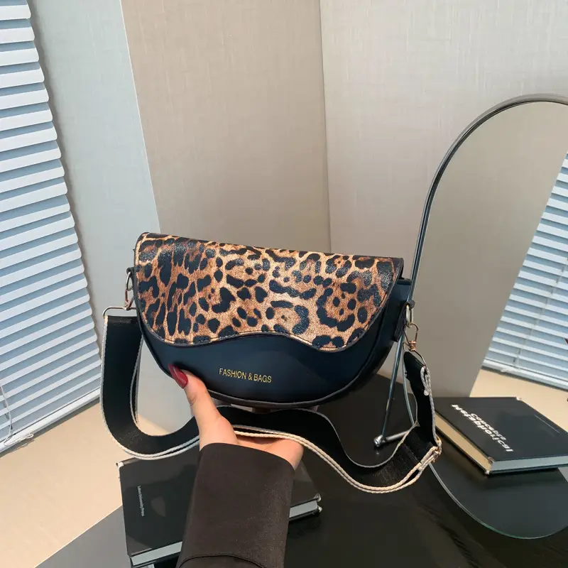 Women Leopard Print Shoulder Bag Brown 2025 — feature 31