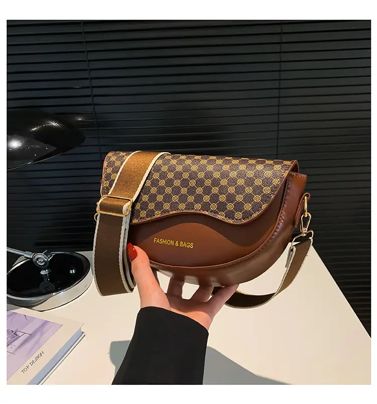Women Leopard Print Shoulder Bag Brown 2025 — feature 37