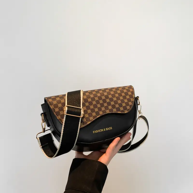 Women Leopard Print Shoulder Bag Brown 2025 - Image 2