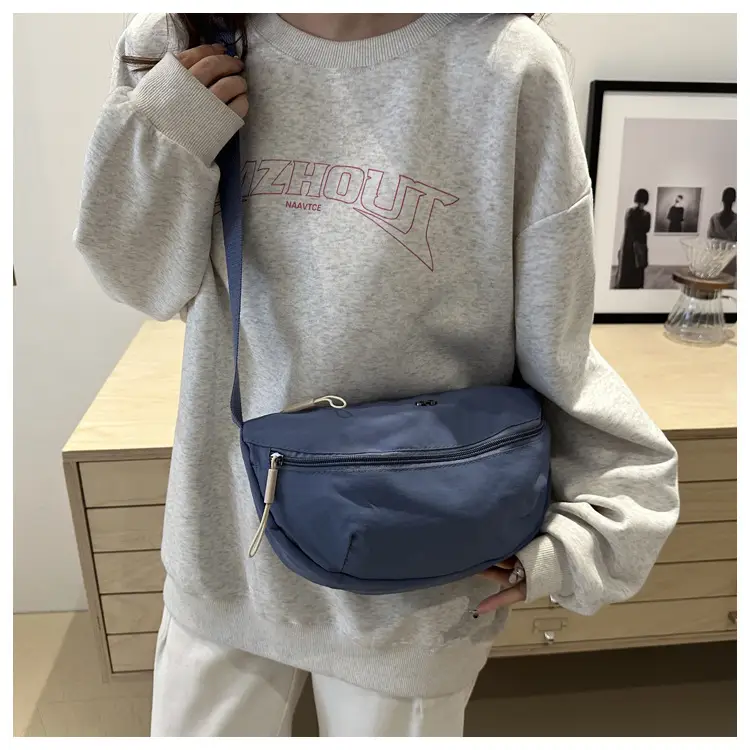 Women's Solid Color Shoulder Bag 2025 Spring — feature 19