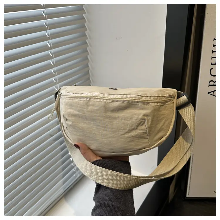 Women's Solid Color Shoulder Bag 2025 Spring — feature 26