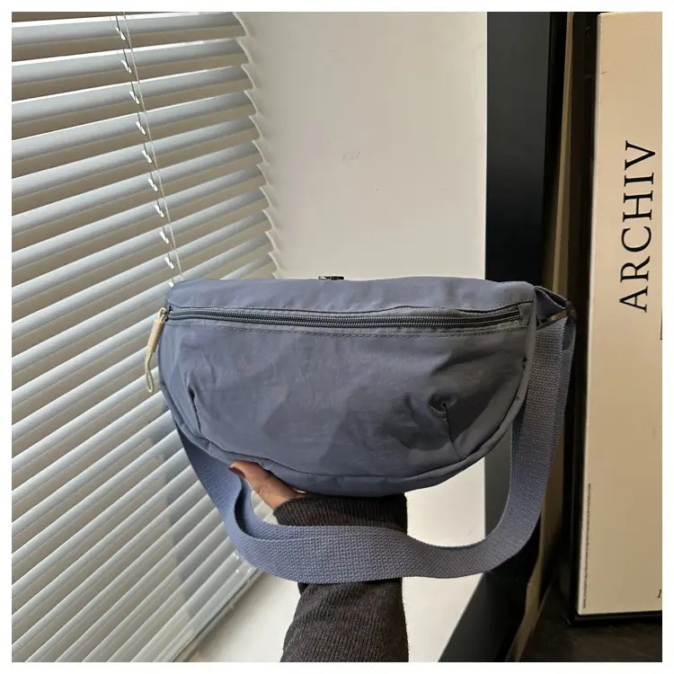 Women's Solid Color Shoulder Bag 2025 Spring — feature 28
