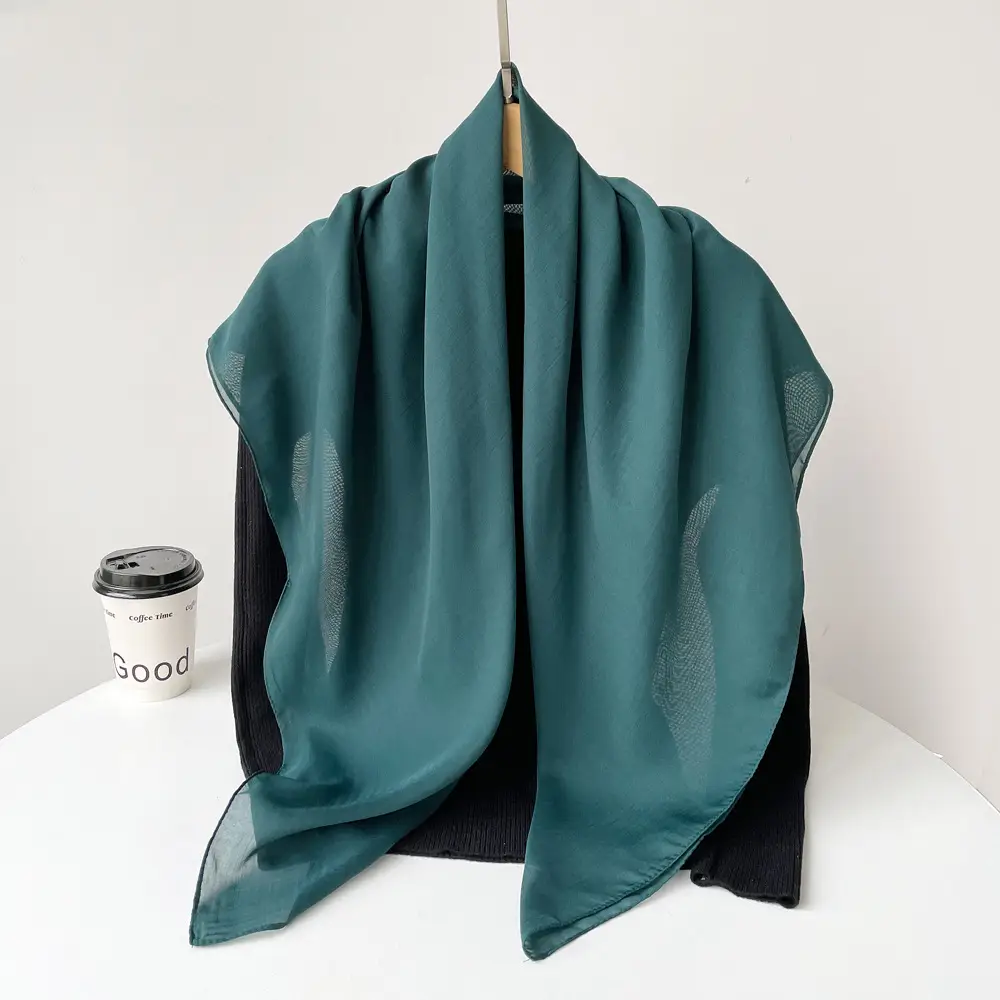 Cross-Country Silk Scarf 2025 Spring New Green — feature 39