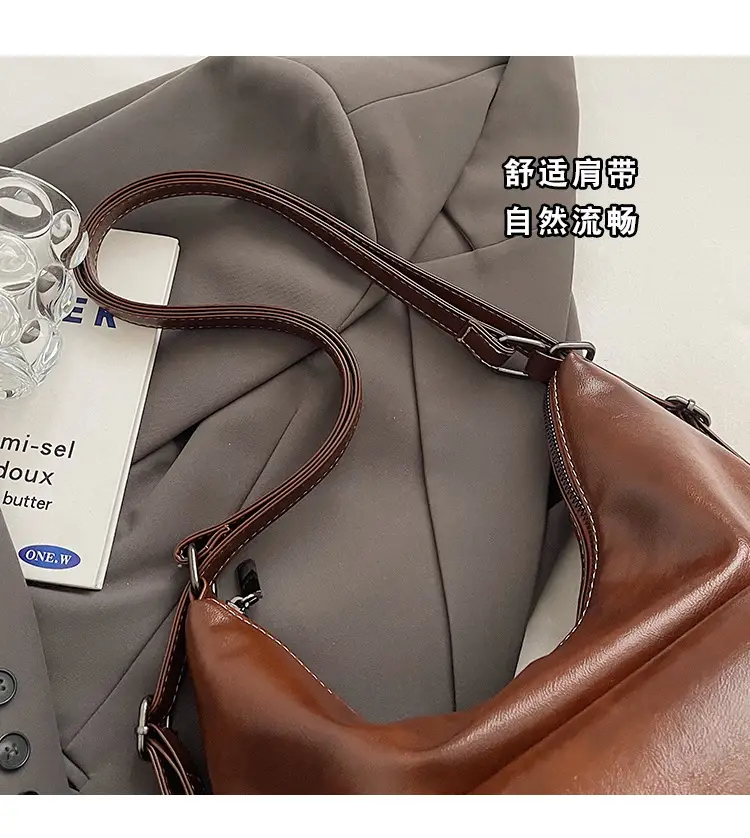 Brown Leather Women's Shoulder Bag with Chain Strap — feature 2
