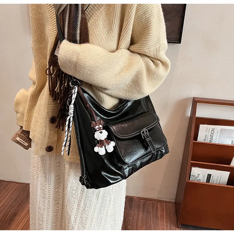 Brown Leather Women's Shoulder Bag with Chain Strap — feature 20