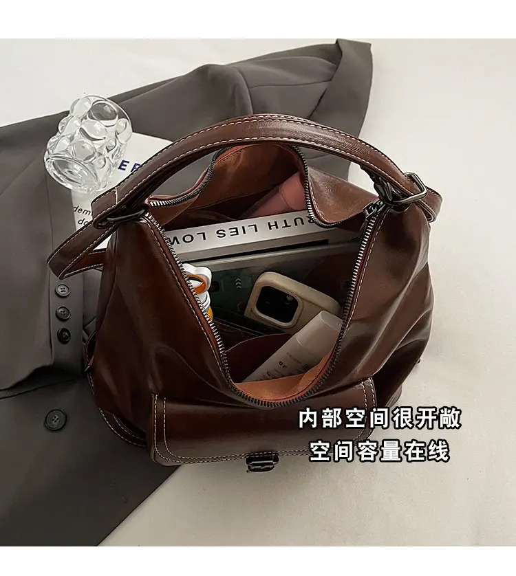 Brown Leather Women's Shoulder Bag with Chain Strap — feature 7