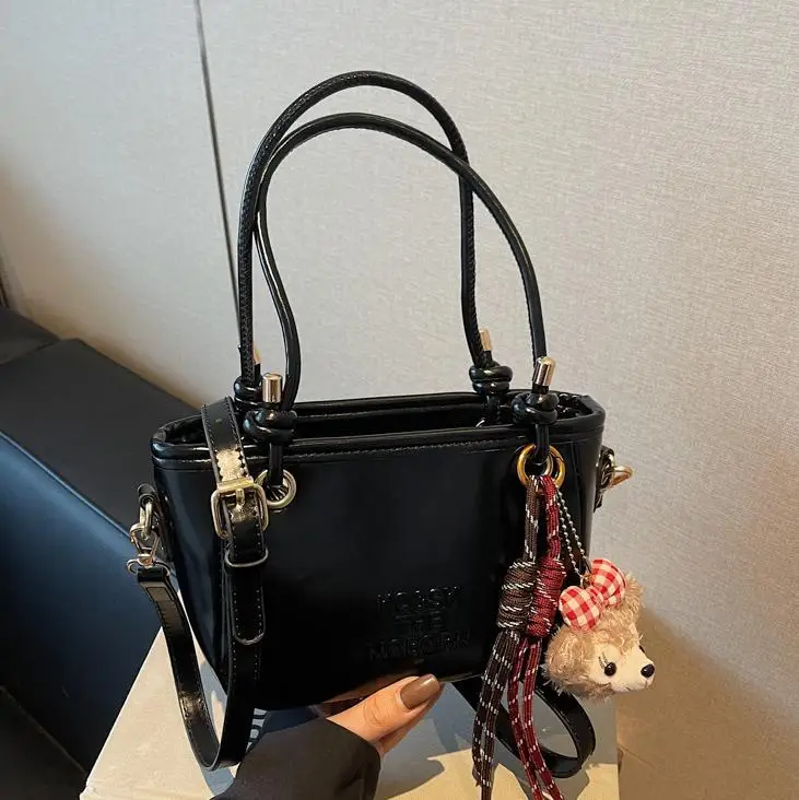 Retro Bucket Bag Women's 2025 New Niche Design - Image 6