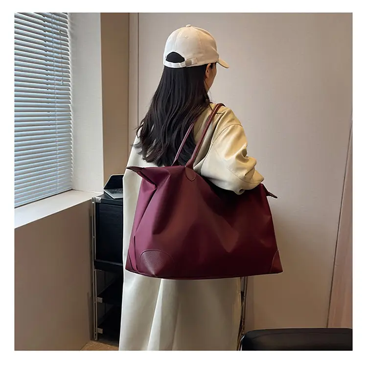 Large Capacity Pink Travel Tote Bag for Women — feature 24