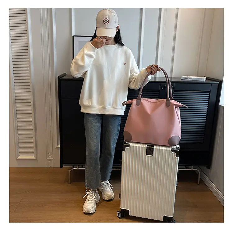 Large Capacity Pink Travel Tote Bag for Women — feature 31
