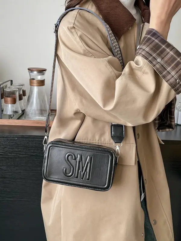 Red Lettered Women's Crossbody Bag with Wide Strap - Image 7
