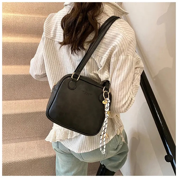 Retro Crossbody Bag Women 2025 Casual Shoulder Bag — feature 12