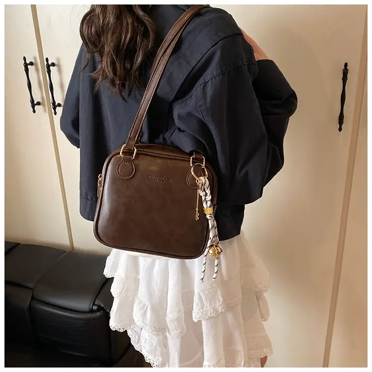 Retro Crossbody Bag Women 2025 Casual Shoulder Bag — feature 7