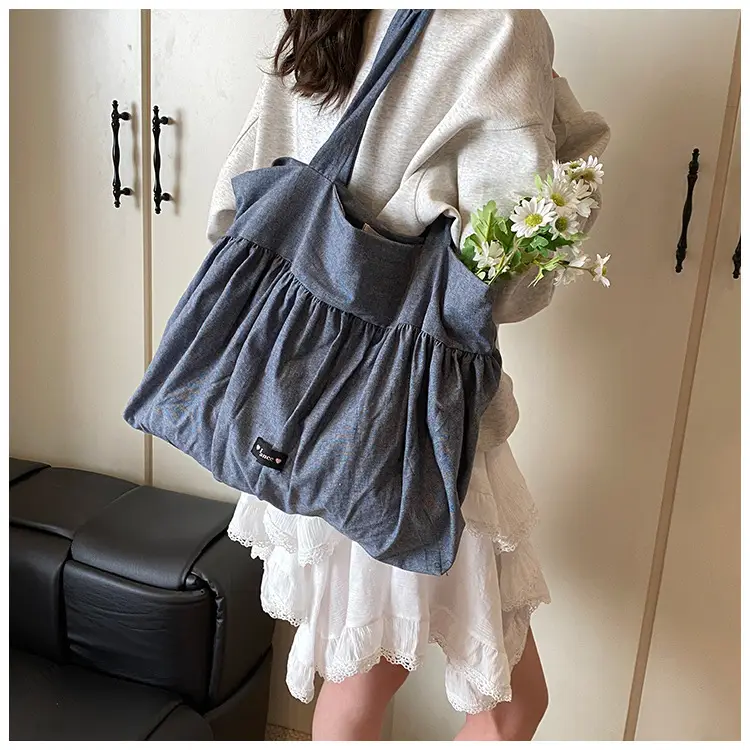 Grey Ruffled Shoulder Bag for Women Large Capacity — feature 16