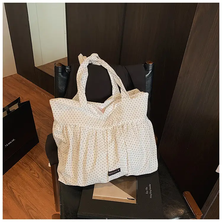 Grey Ruffled Shoulder Bag for Women Large Capacity — feature 35