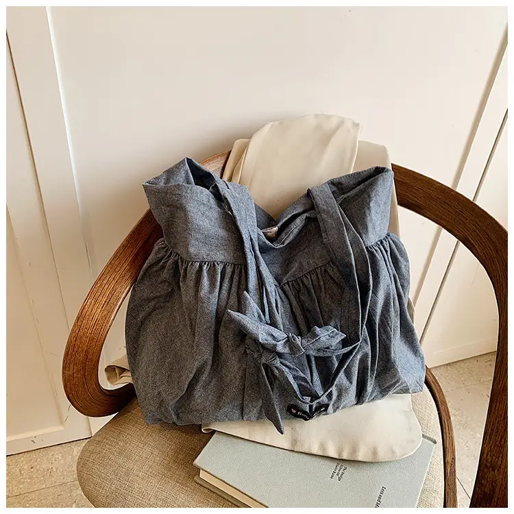 Grey Ruffled Shoulder Bag for Women Large Capacity — feature 37