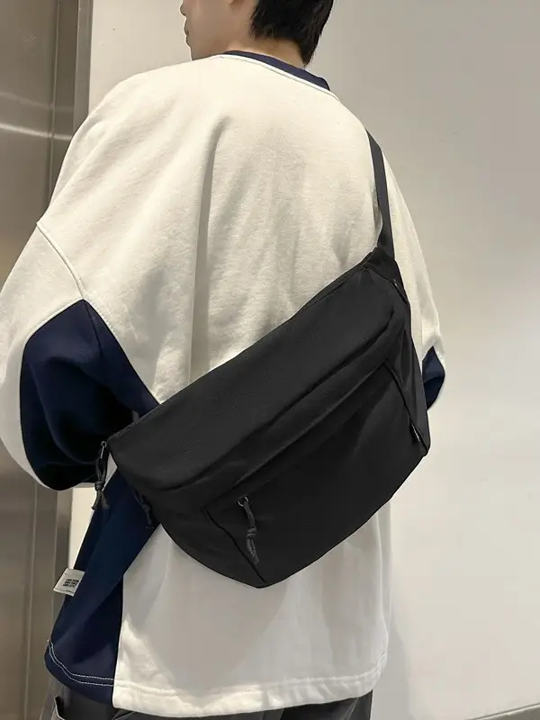 2025 New Crossbody Bag Large Capacity Light Grey