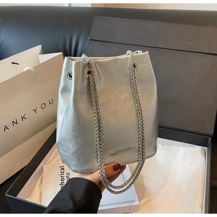 Women's Black Chain Crossbody Bag 2025 New Arrival — feature 44