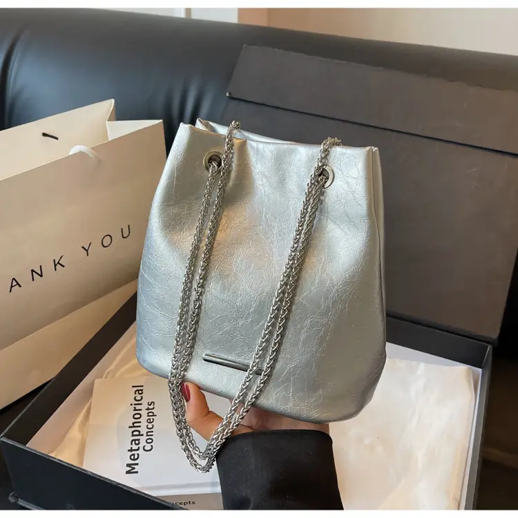 Women's Black Chain Crossbody Bag 2025 New Arrival — feature 45