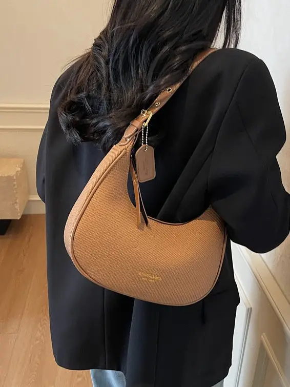 Women's Black Crossbody Bag 2025 New Niche Design