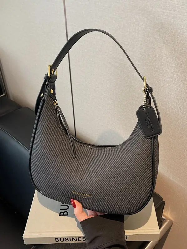 Women's Black Crossbody Bag 2025 New Niche Design