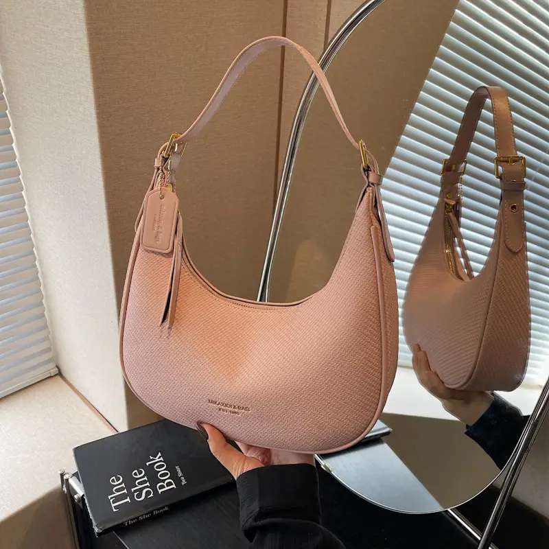 Women's Black Crossbody Bag 2025 New Niche Design